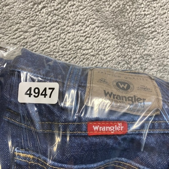 Wrangler Jeans Mens 34X34 Blue Regular Straight Dark Wash Workwear Denim - Picture 10 of 10